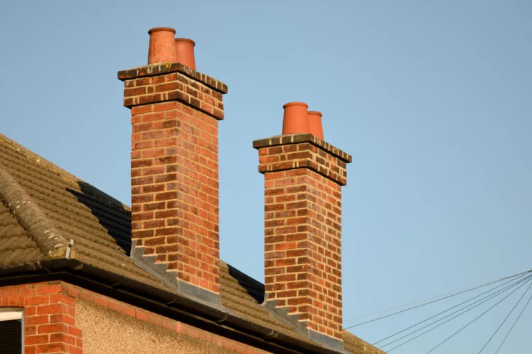 Chimney rebuilding and repointing